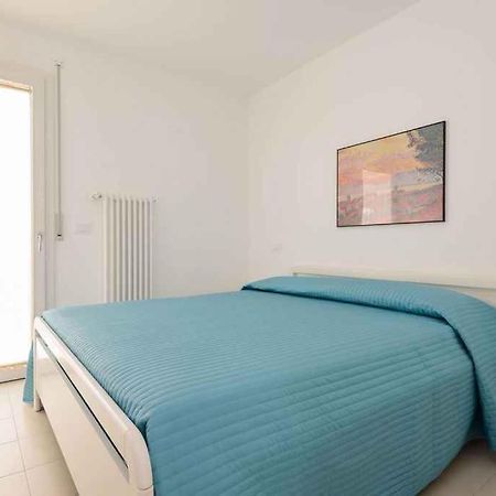Apartment In Lignano Sabbiadoro 21782 Экстерьер фото
